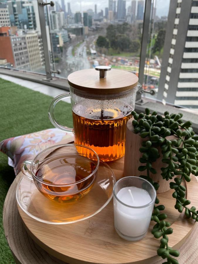 Cozy 1 Bed Apt & Spa,Free Parking ,Phenomena Views Melbourne Bagian luar foto